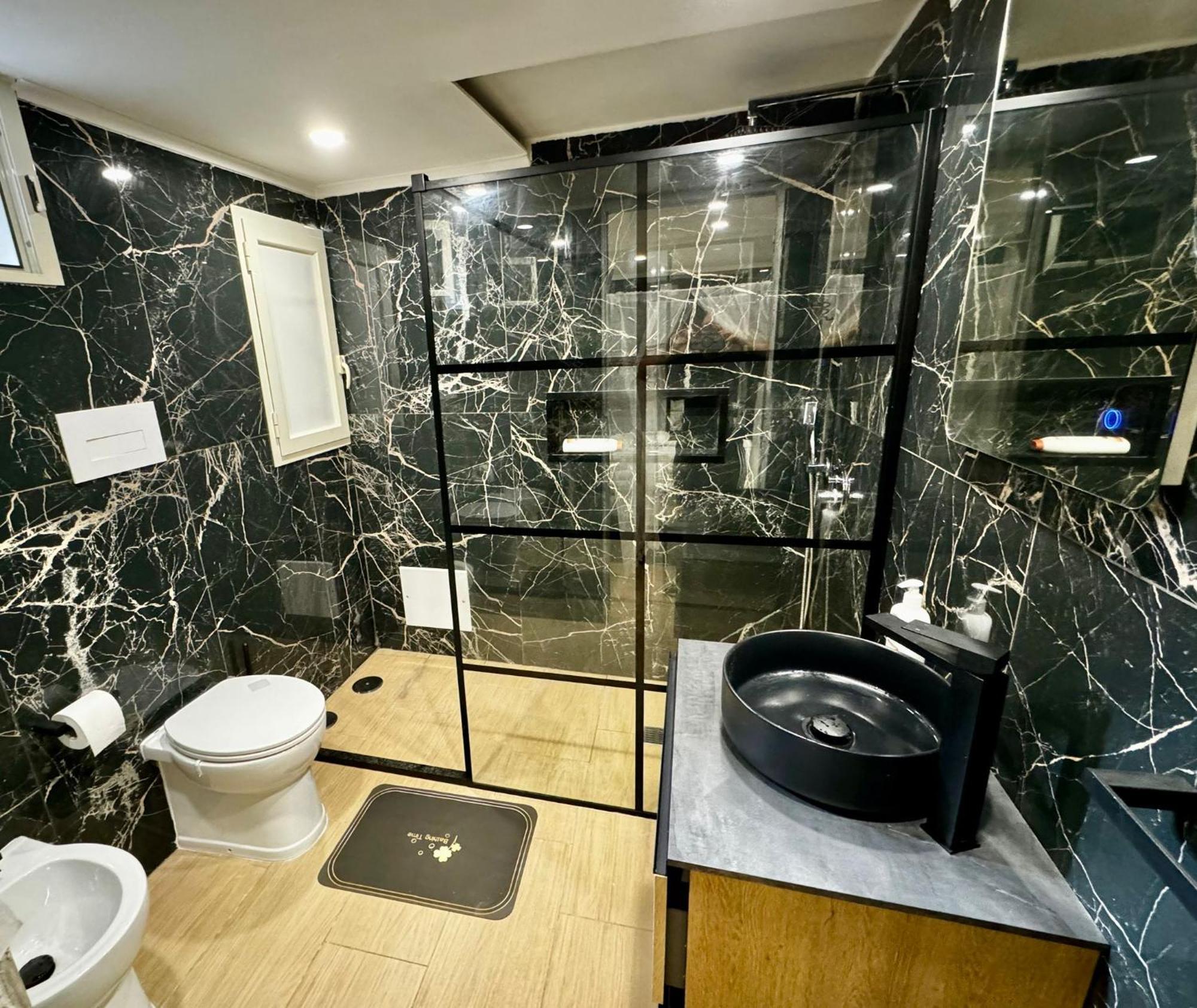 Fl Black Diamond Neapel Exterior foto